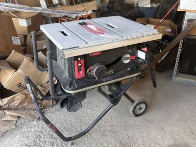 SawStop Jobsite Table Saw with Mobile Cart