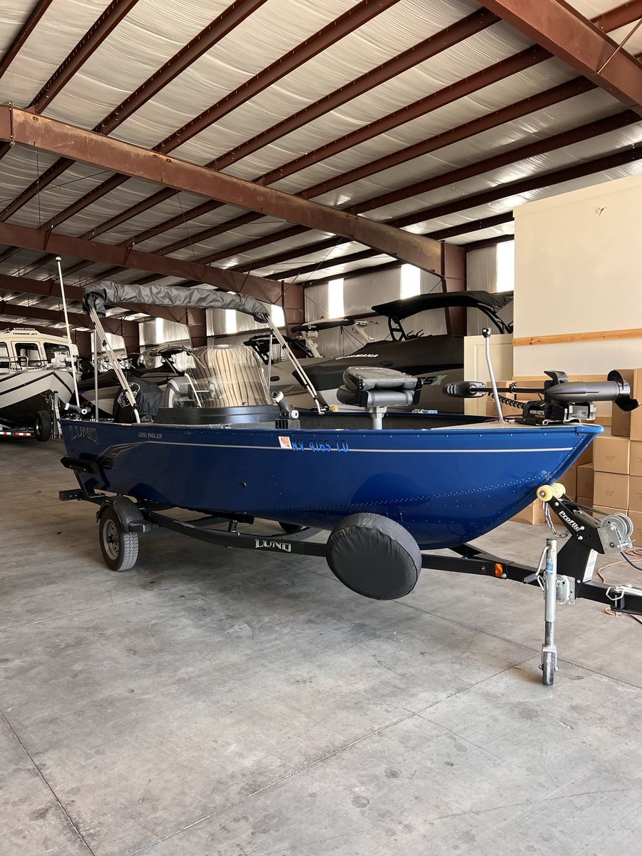 Lund 1650 Angler Boat w/ Mercury 50HP Outboard & Trailer - Great Condition, Ready to Fish!