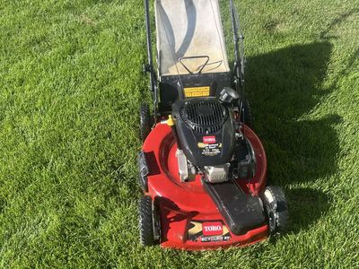 Toro Recycler 22" Self-Propelled Gas Lawn Mower with Bagger OHV Engine