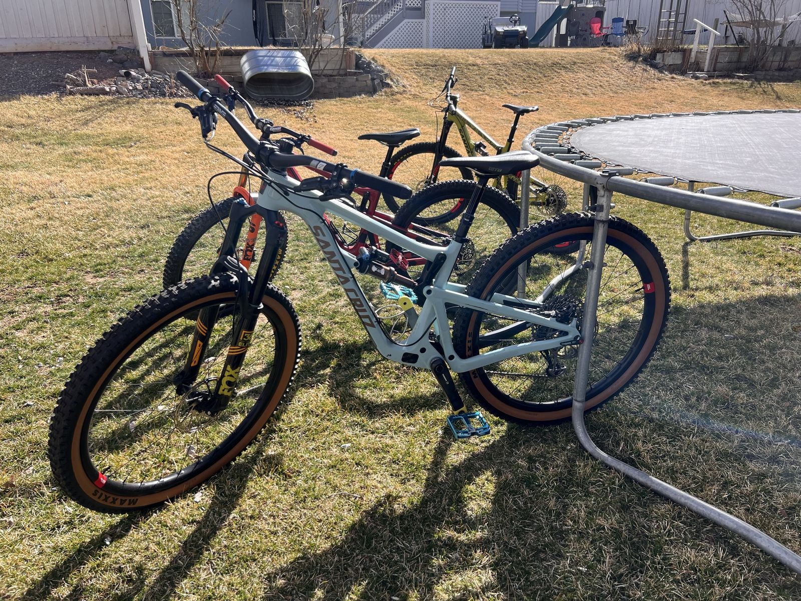 Santa Cruz high tower Mountain Bike, Light Blue, Full Suspension, FOX 36 Forks, Maxxis Tires