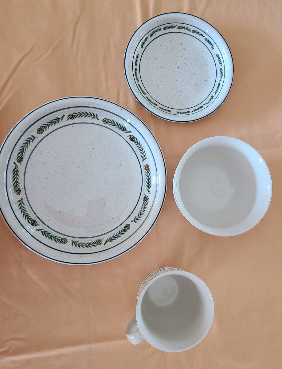 Country Crock Stoneware Northern Pines