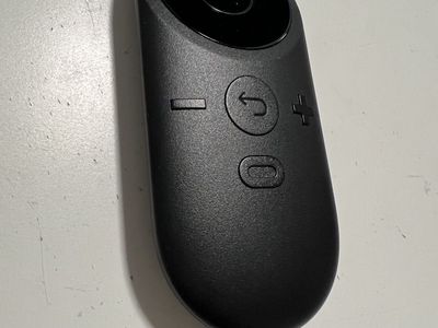 Oculus Rift CV1 Remote Black - Authentic and Fully Functional