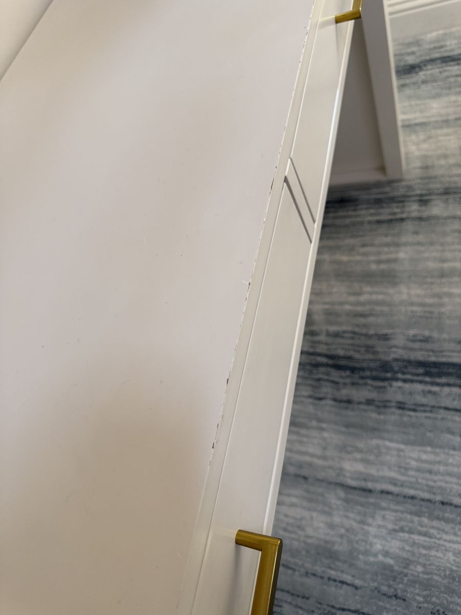 Main image 6