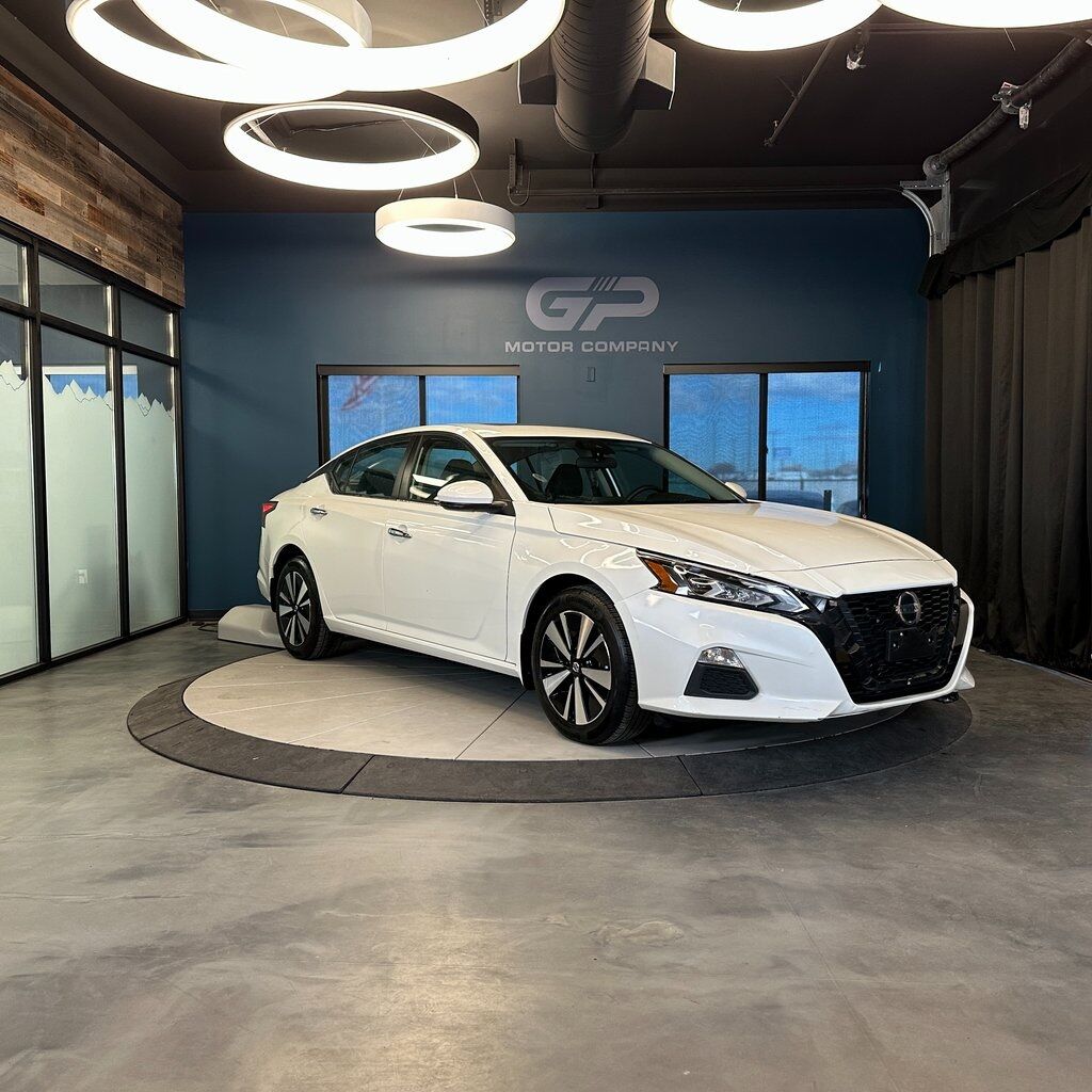 2022 Nissan Altima 2.5 SV