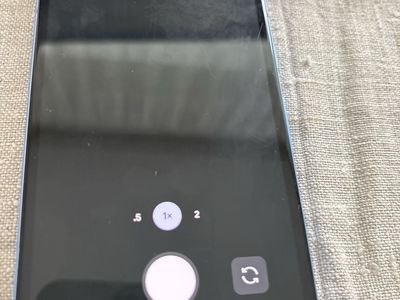 Apple iPhone 13 Blue (Unlocked) - Great Condition, Minor Scratches