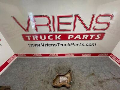 Freightliner Left Front Bumper Bracket