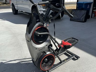 Bow Flex Max Trainer