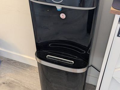 Water dispenser