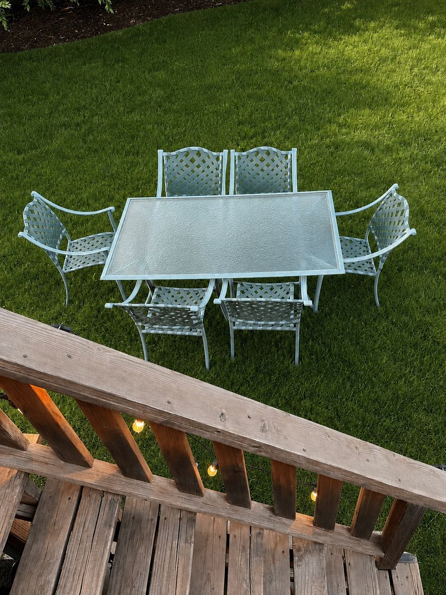 Outdoor Patio Dining Set with Table and Six Chairs
