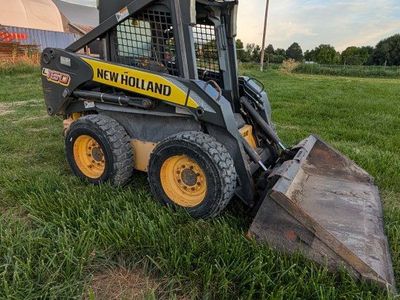 New Holland L160 Skid Steer Loader with Bucket - 1335 low hours