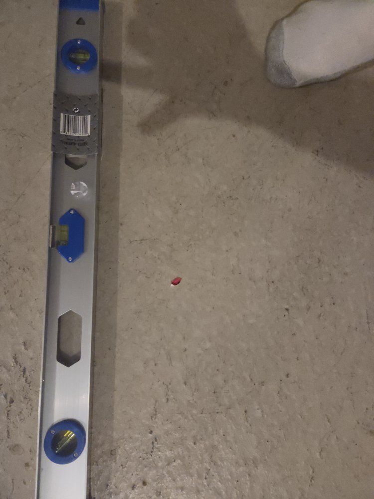 Empire Level 24 inch Aluminum Box Level with True Blue Vials