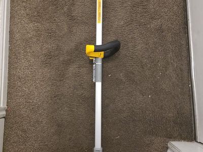 DEWALT 20V MAX XR 7.5 in. Cordless Lawn Edger (Tool Only)