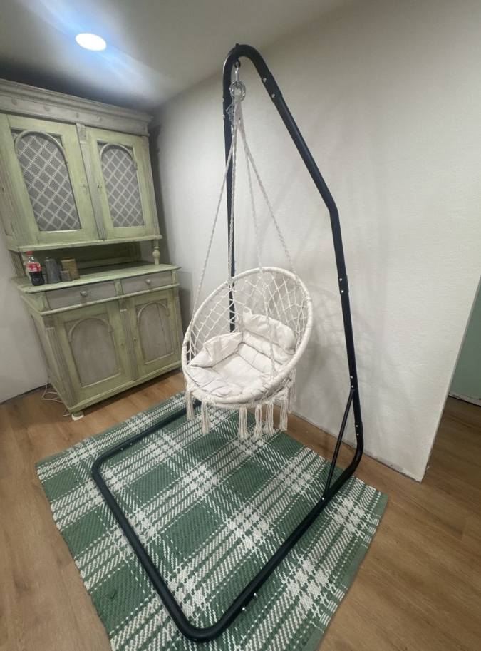 Hanging Chair with Stand