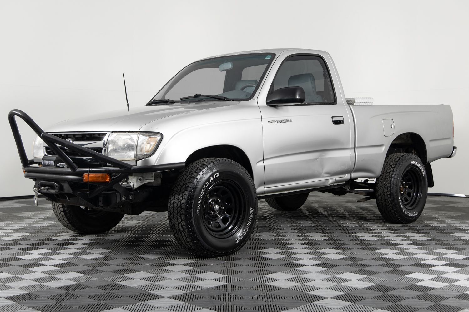 2000 Toyota Tacoma Base