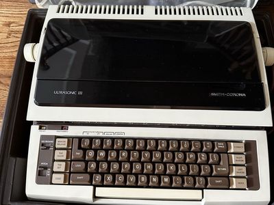 Portable Electronic Typewriter - Smith Corona Ultrasonic 3 $50