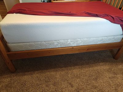 Full Bedroom Set. 5 Peice Twin Bed w/Storage, Mattress, Box Frame, 6 Drawer Dresser, Night Stand