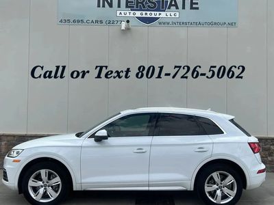 2019 AUDI Q5 quattro Premium Plus 45 TFSI