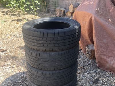 Tires:205/55R16