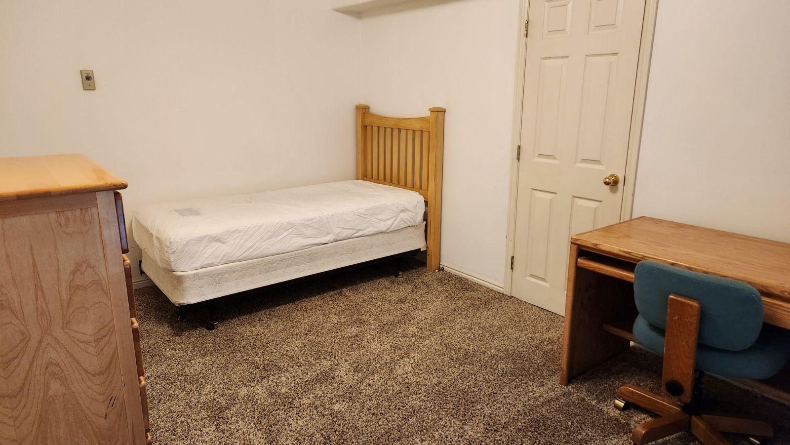 Apartment, single male