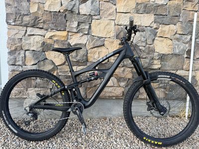 2021 Ibis Mojo HD5 - Size Medium - 27.5"