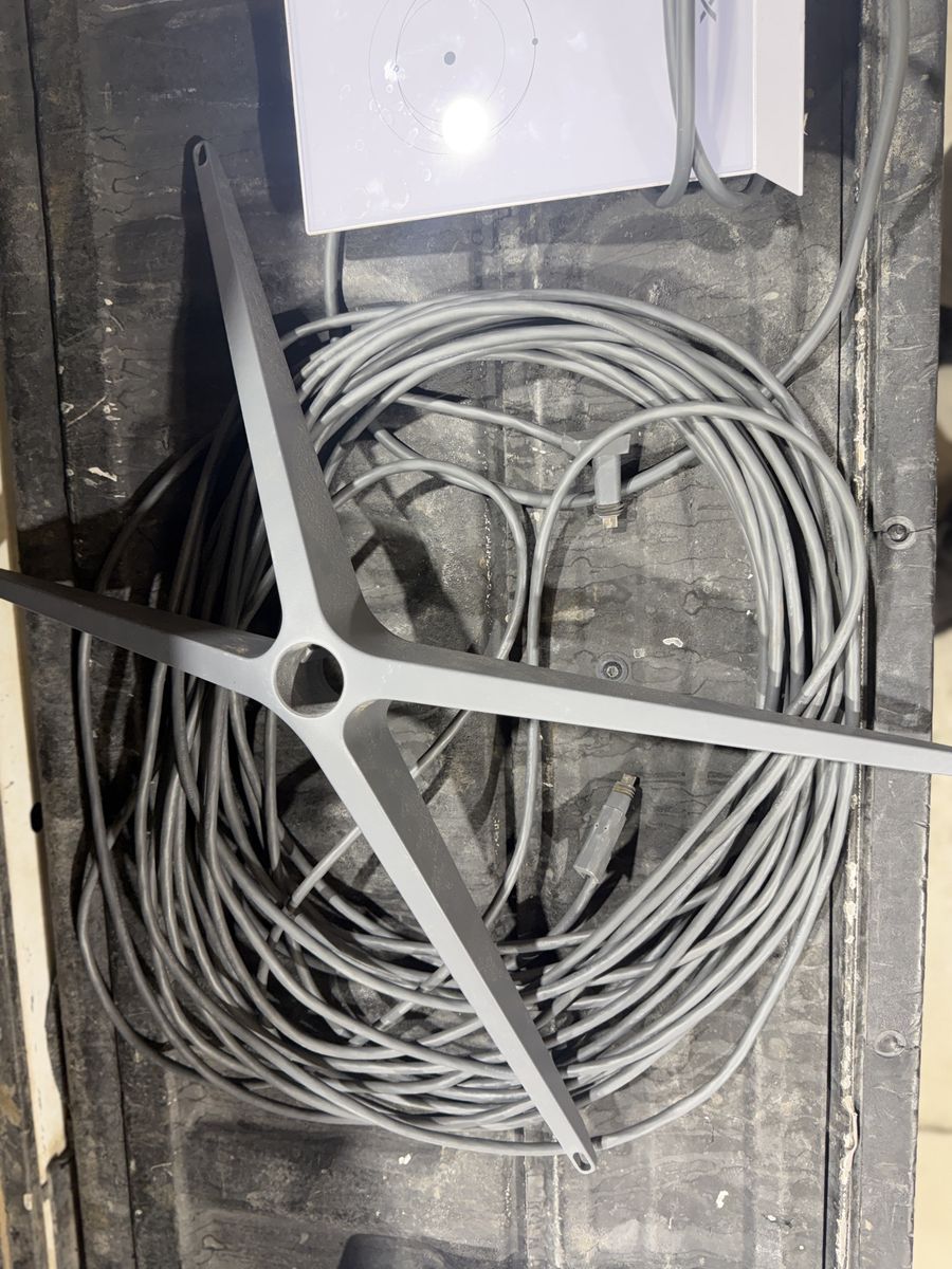 Main image 3