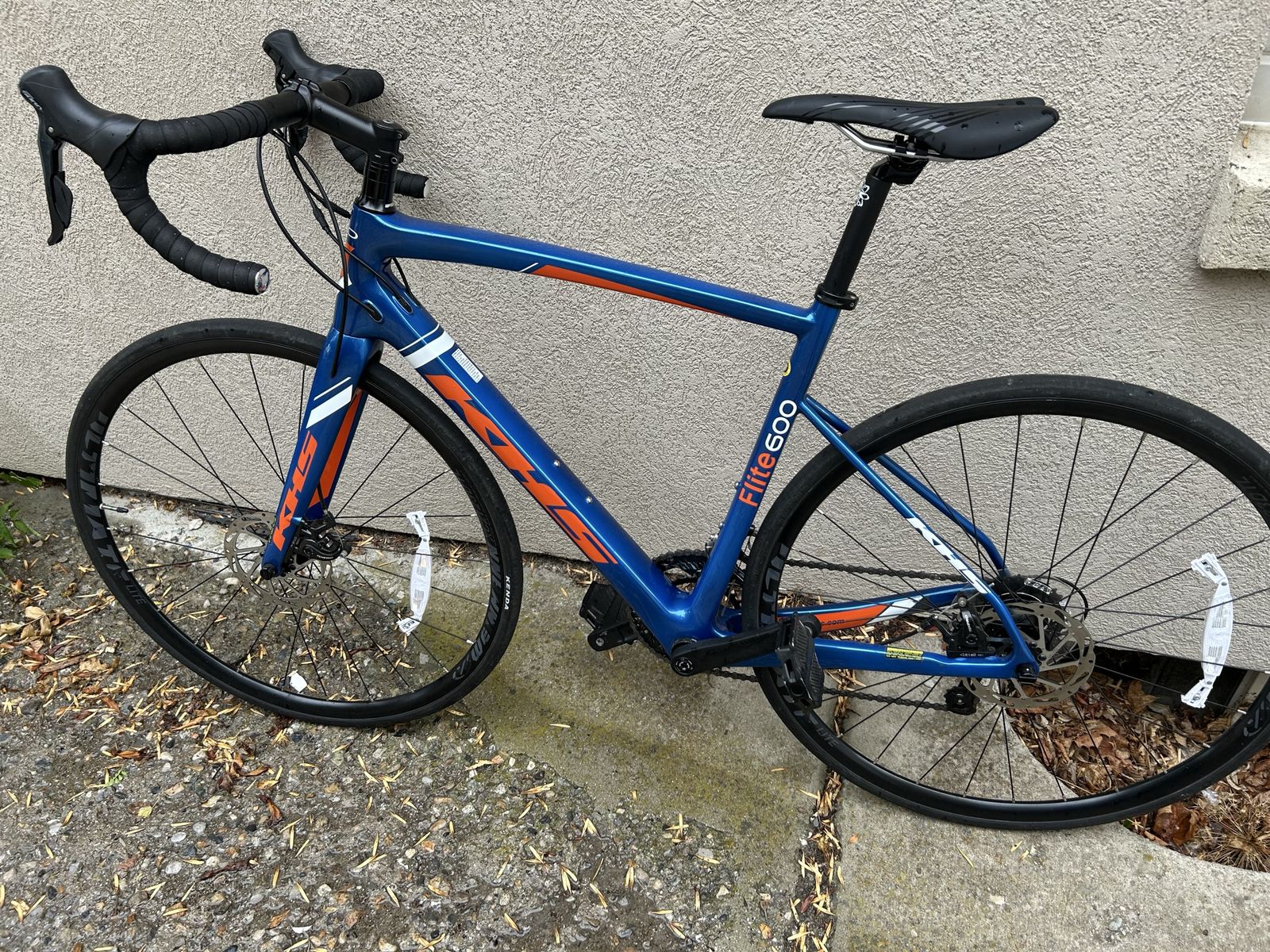 Medium - KHS Flite 600 Carbon Road Bike