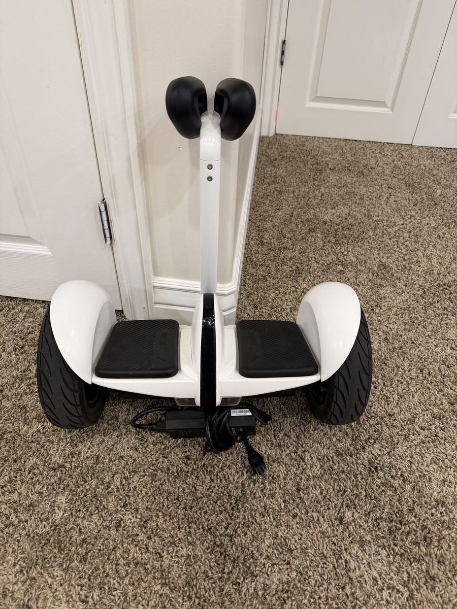 Segway Ninebot S Self-Balancing Personal Transporter - White with Charger