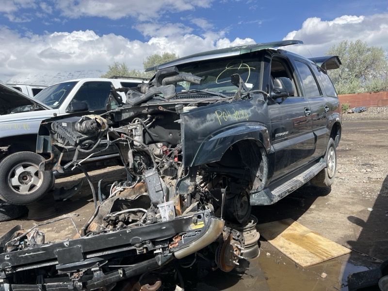 Just In! 2002 Cadillac Escalade Parts