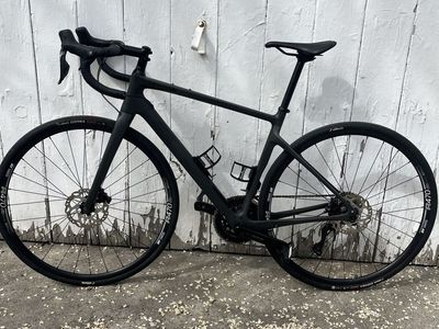 Cannondale Synapse 2LE - Road Bike