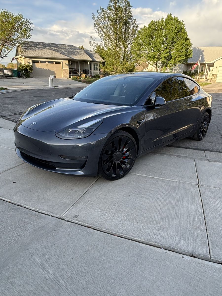2022 Tesla Model 3 Performance