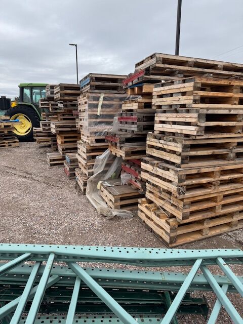 Long Wooden Shipping Pallets SALE!!