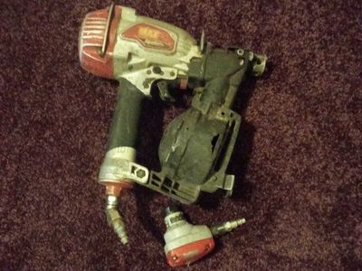 MAX Pneumatic Coil Nailer and Palm Nailer Set