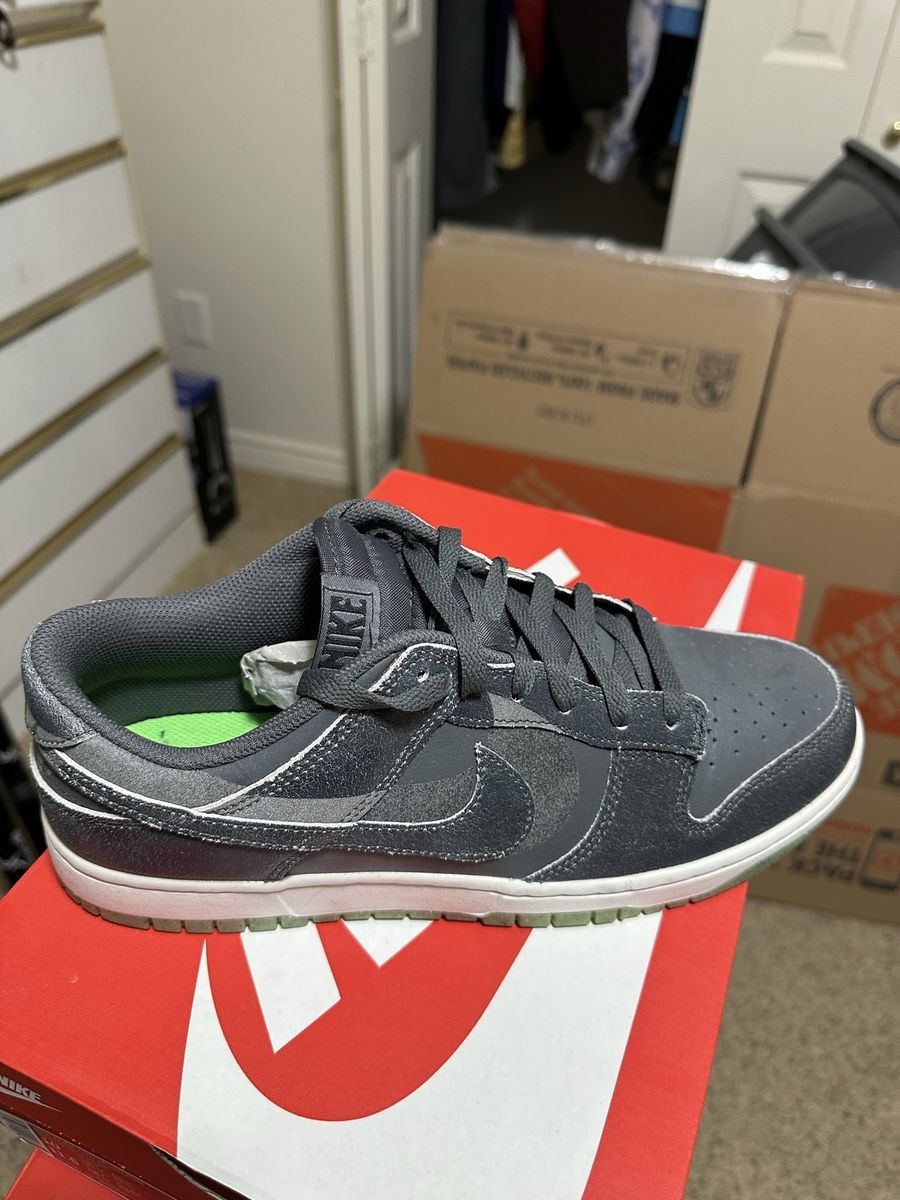 Nike Dunk Low Retro ‘HALLOWEEN’ Iron Grey Phantom Scream Green DQ7681-001 Mens Size 10
