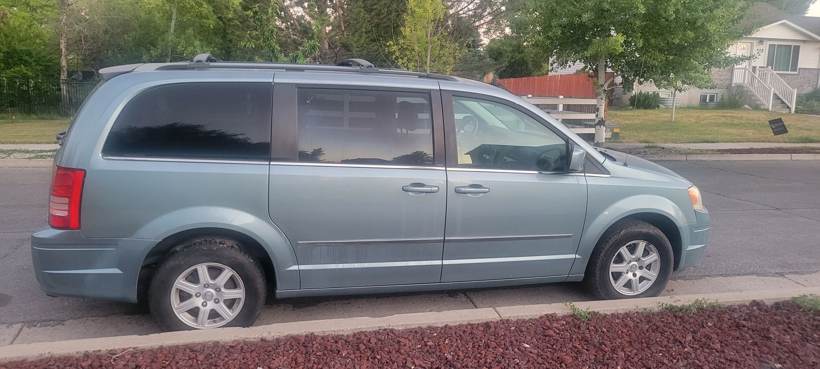2010 Chrysler Town and Country Touring