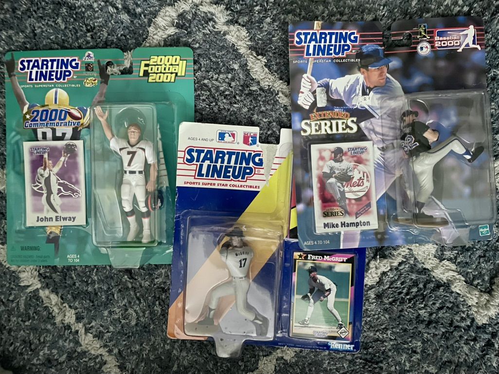Baseball / Football Toy Collectable Figures