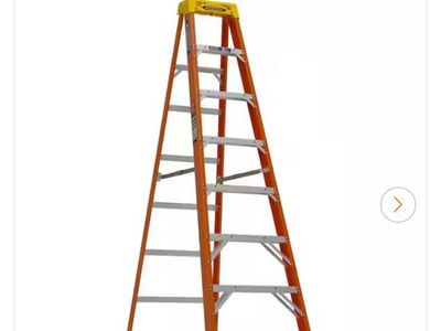 8ft Fiberglass Step Ladder