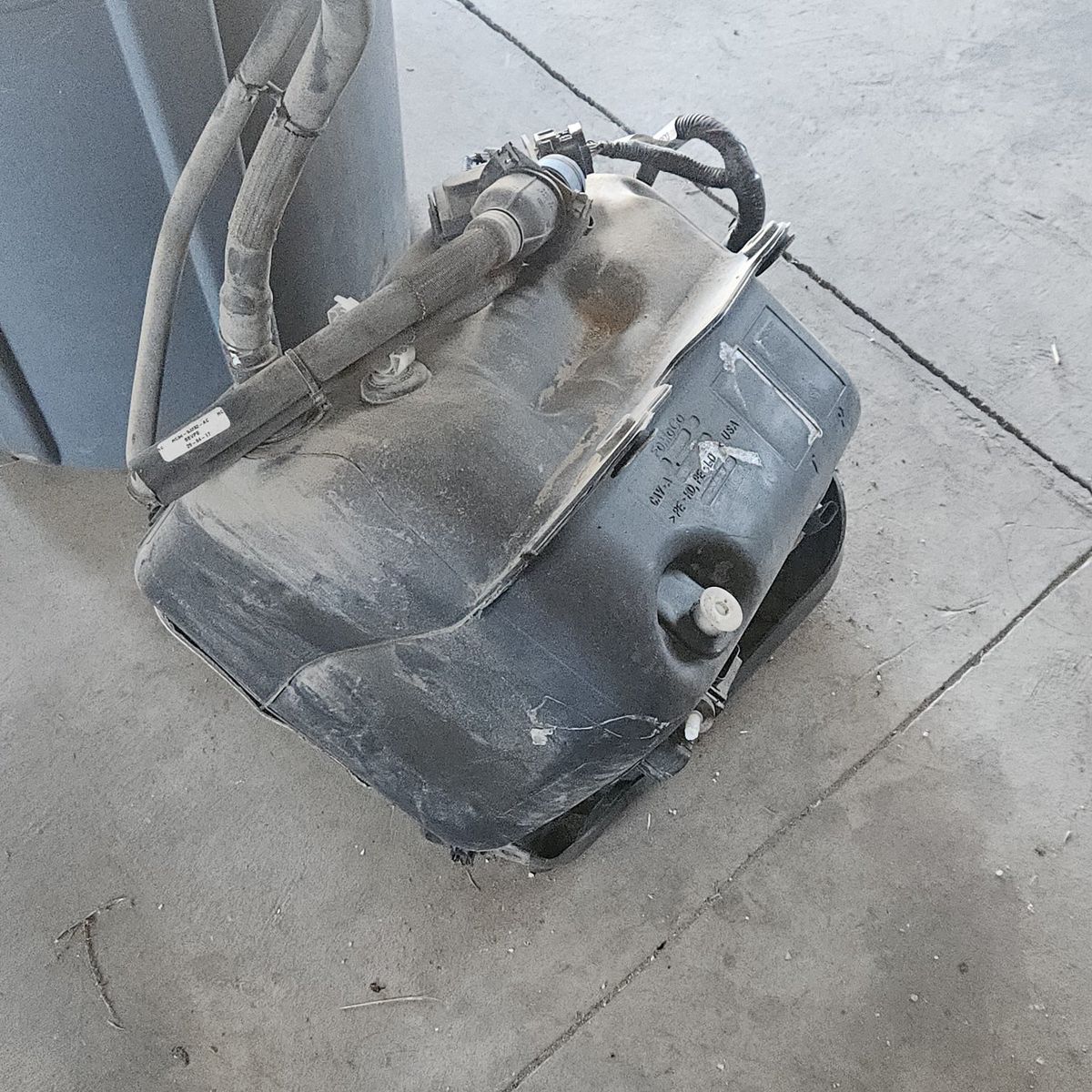 6.7 Powerstroke DEF tank