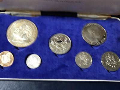 Jamaica Proof Set Coins by Franklin Mint - Vintage Collectible Coin Set with Original Case