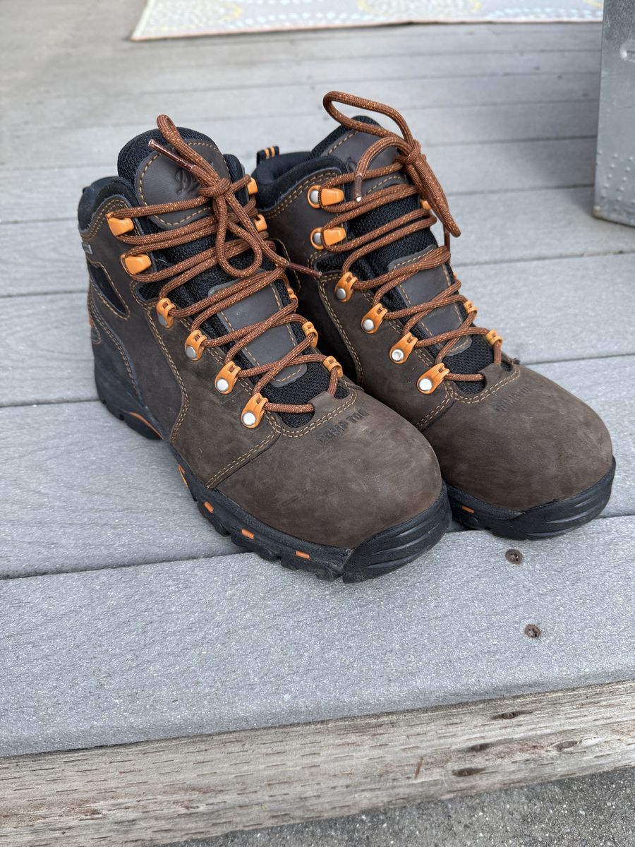Danner Vicious 4" Waterproof Boots Women's Size 7.5 Brown