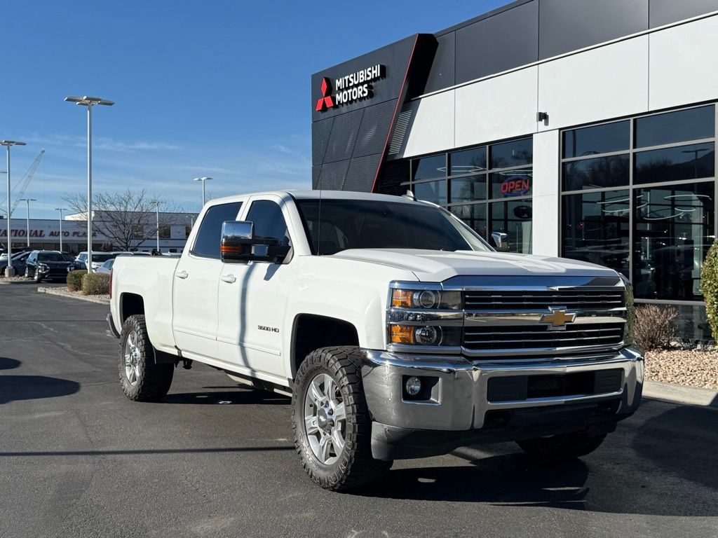 2017 CHEVROLET SILVERADO 3500HD LT
