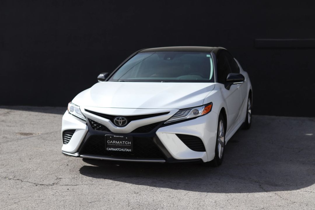 2020 Toyota Camry XSE