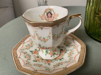 Avon Hexagon-Shaped Teacup and Saucer Set