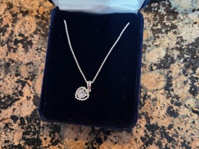 Montana Silversmiths Silver Heart CZ Necklace new in Box!