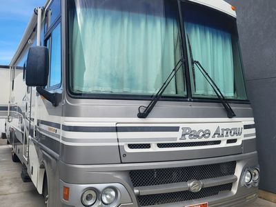 2002 Pace Arrow 35G
