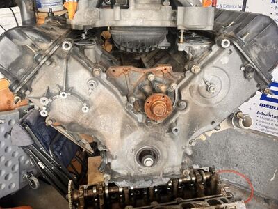 2000 Ford 6.8L V10 Engine.