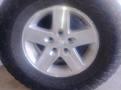 Lt 285/70R17
