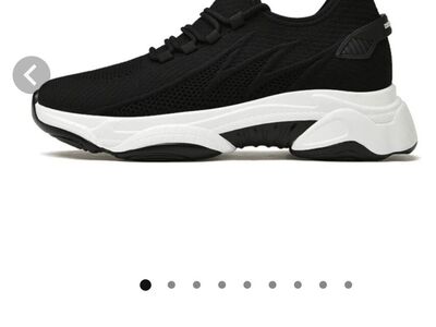 Women’s Brand New Sneakers