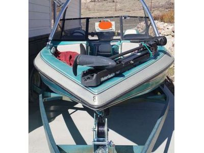 1994 Cajun 2050 Travis Edition ski /bass