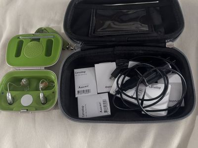 Phonak Audeo M90-R Hearing Aids - Pair with Charging Case & Accessories (UsedExcellent)