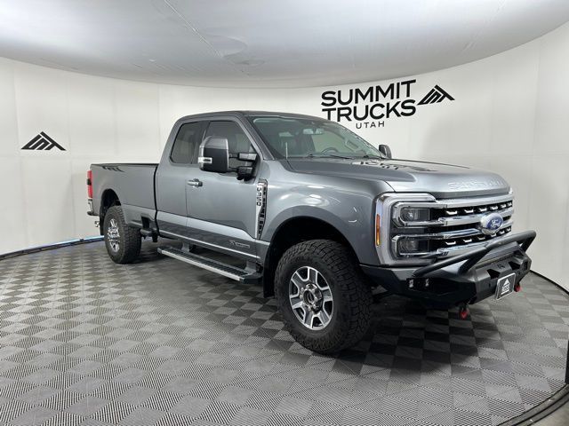 2023 Ford F-350 Super Duty Lariat